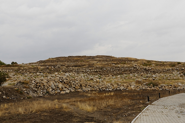 Kangâva-Temple d'Anahita-002